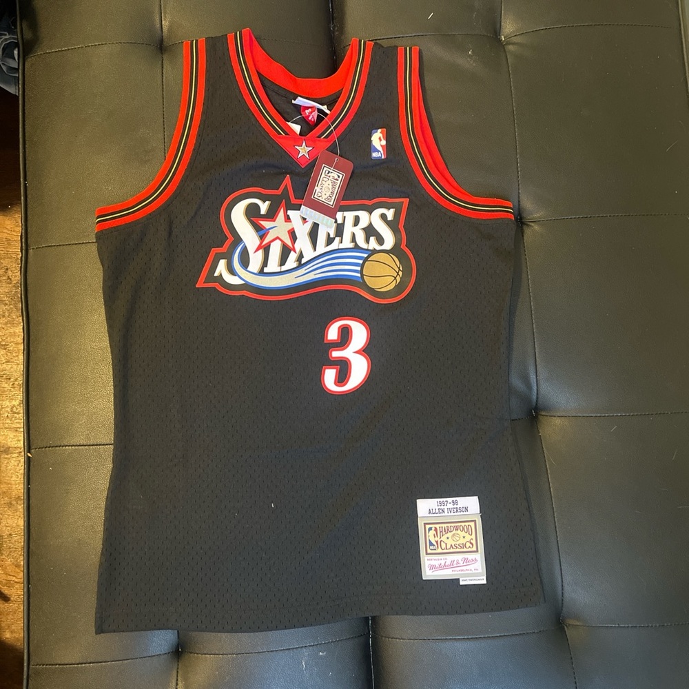 Mitchell & Ness Black Sixers Jersey